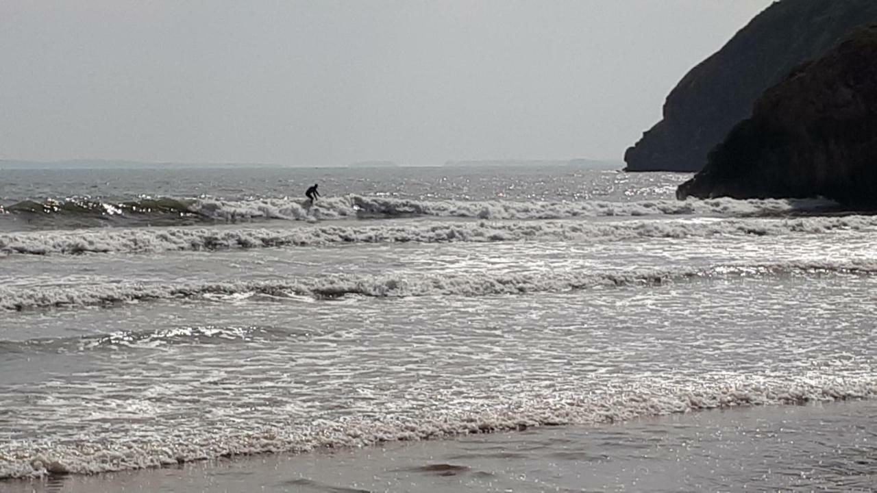 Pendine Sands Guest House Exterior foto